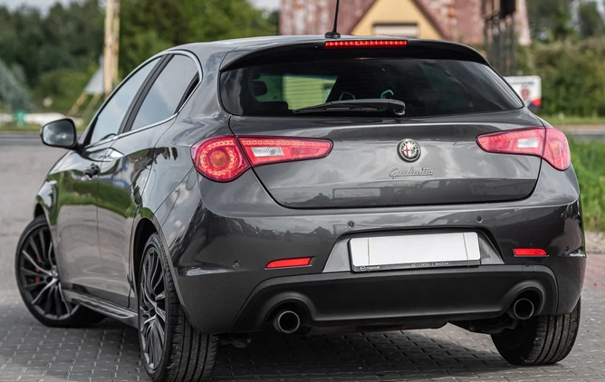 Alfa Romeo Giulietta cena 54800 przebieg: 188000, rok produkcji 2016 z Radom małe 436